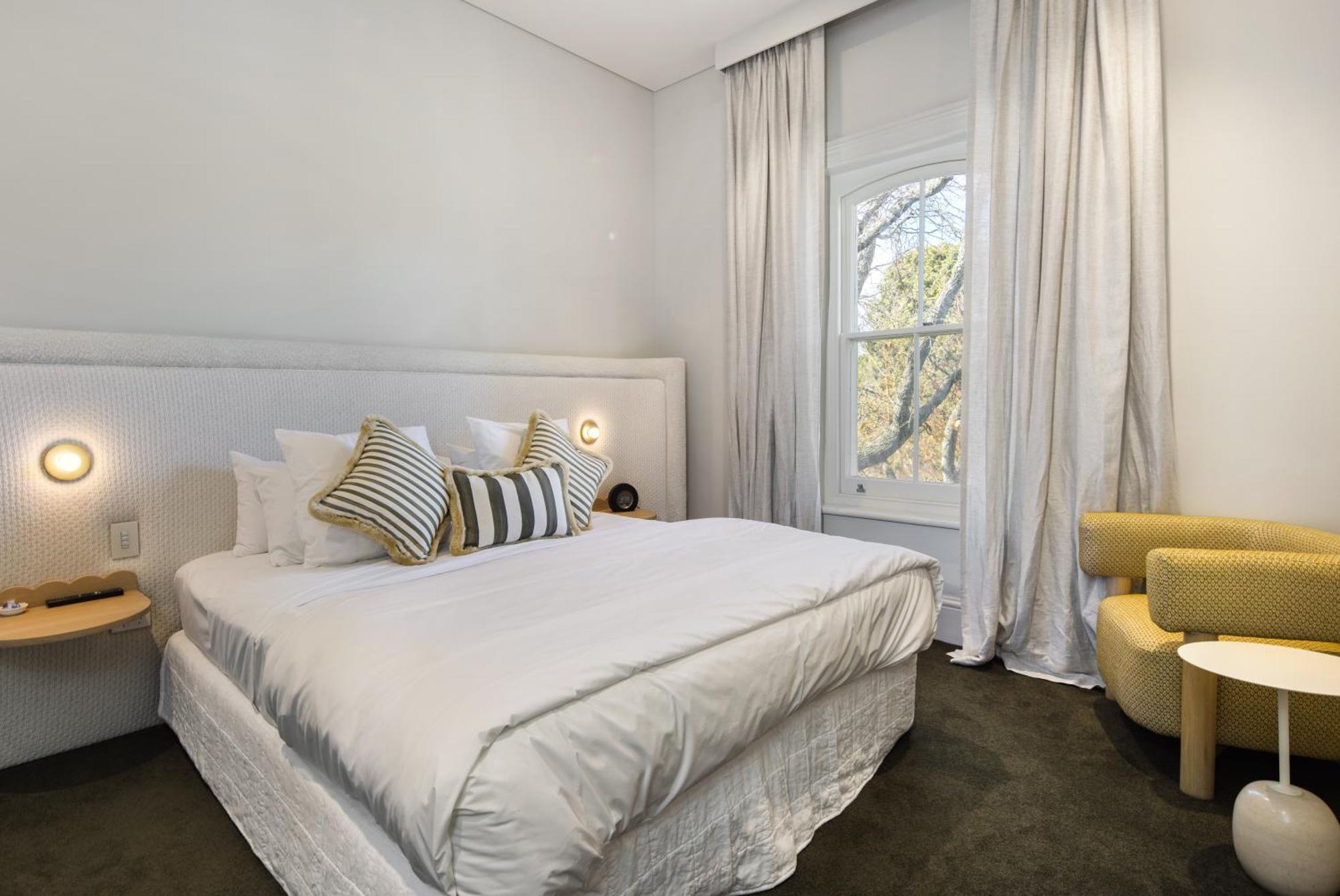 The Stirling Hotel 外观 照片